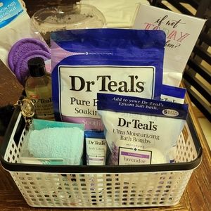 Dr Teal's Lavender Basket